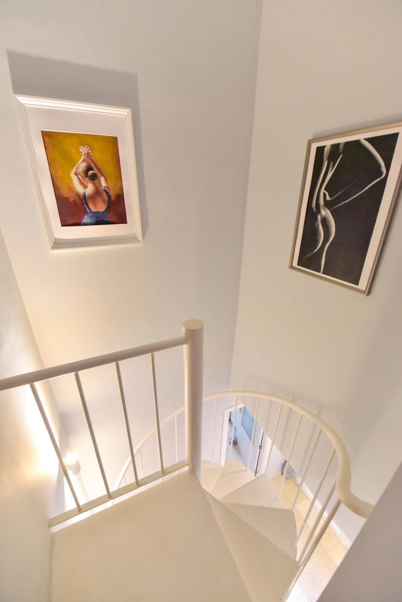 Apartamento New! Exclusive Duplex Design - Parking & Pool *