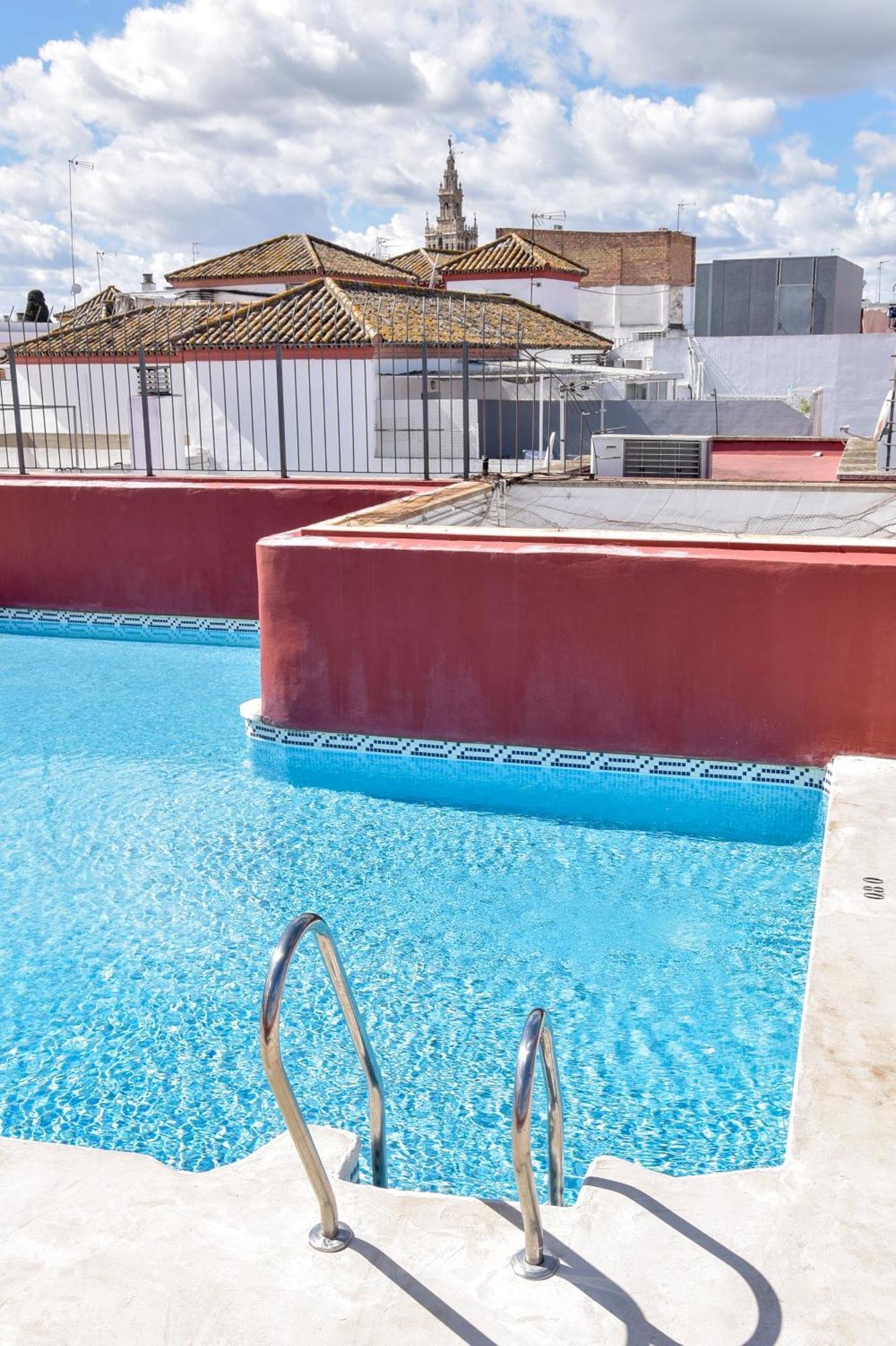 New! Exclusive Duplex Design - Parking & Pool Apartamento *